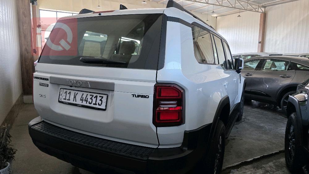 تويوتا لاندكروزر برادو